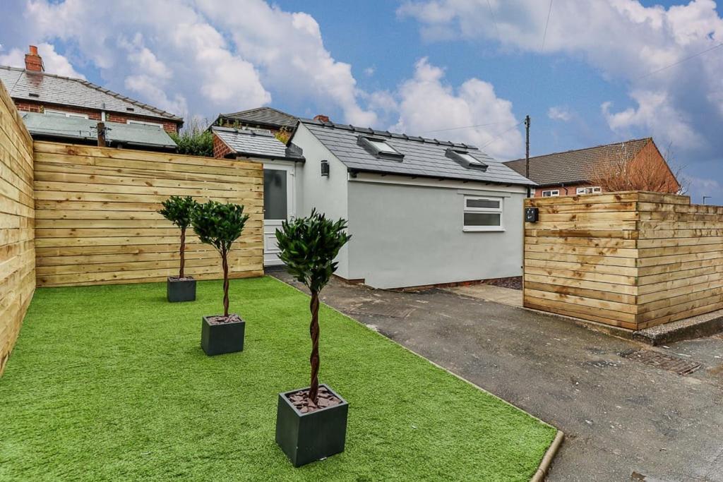 Luxury Spacious Pad With Games Room Sheffield Dış mekan fotoğraf